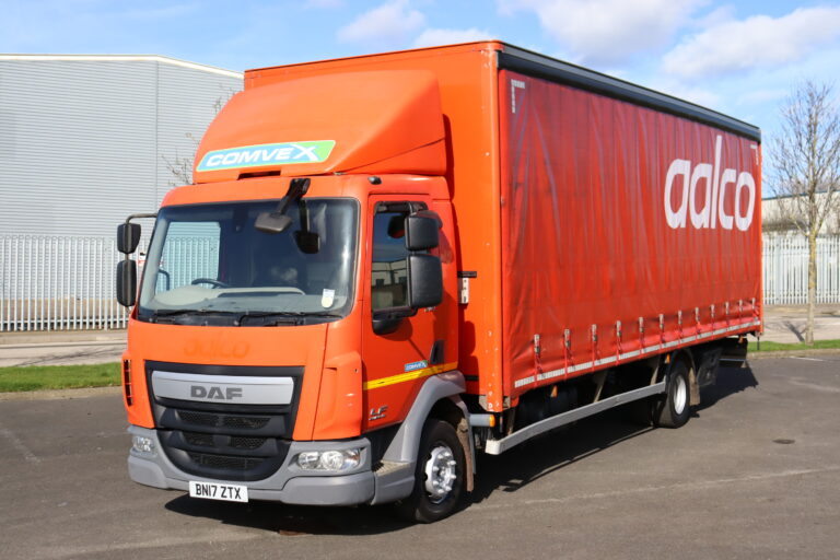 DAF LF 210 4x2 curtainside truck for sale export comvex uk