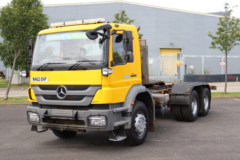 Mercedes Axor 2629 6x4 Tipper Chassis Cab Truck for sale export comvex trucks