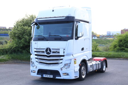 Mercedes Actros 1848 Low ride left hand drive tractor unit truck comvex trucks uk export