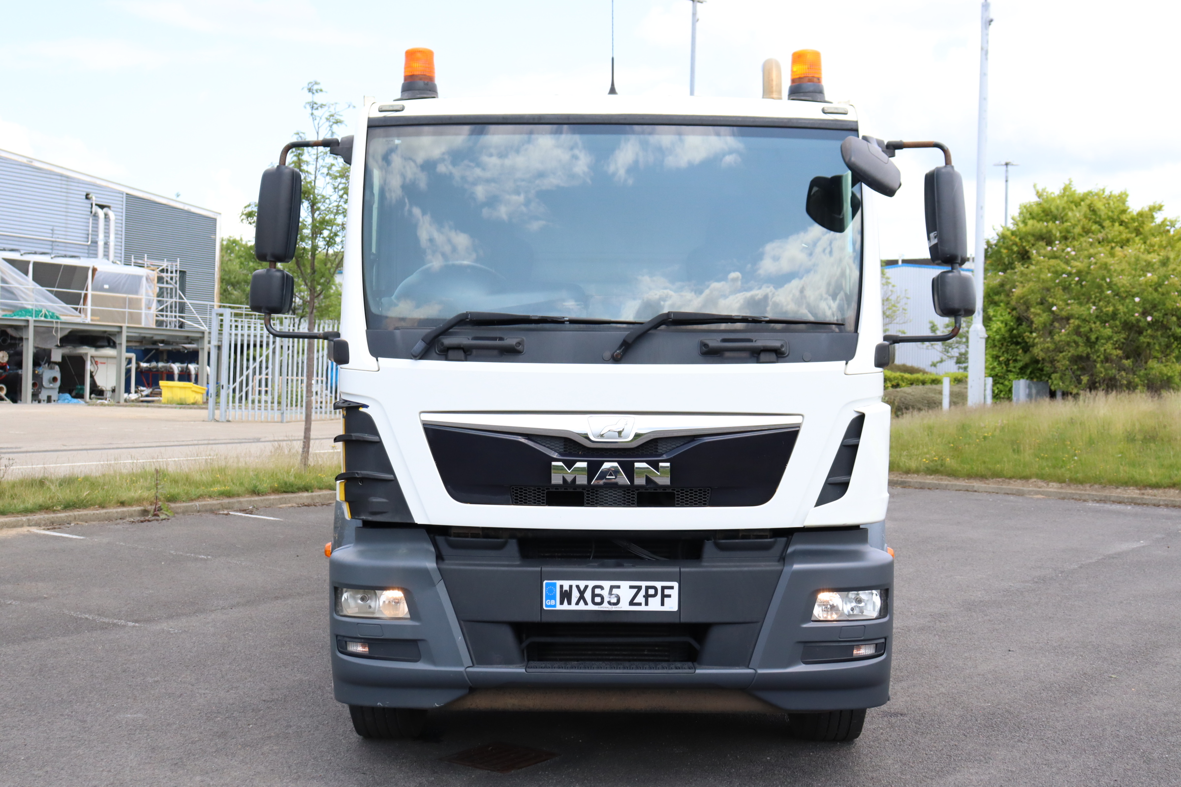 MAN TGM LX 26 290 6X2 ATLAS 125.2 BRICK CRANE DROPSIDE (2015