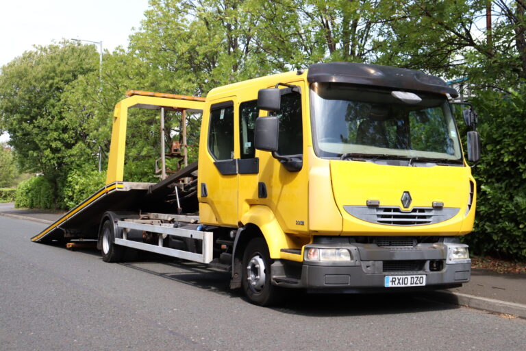 Renault Midlum 220 Slide Back Recovery truck for sale comvex trucks uk