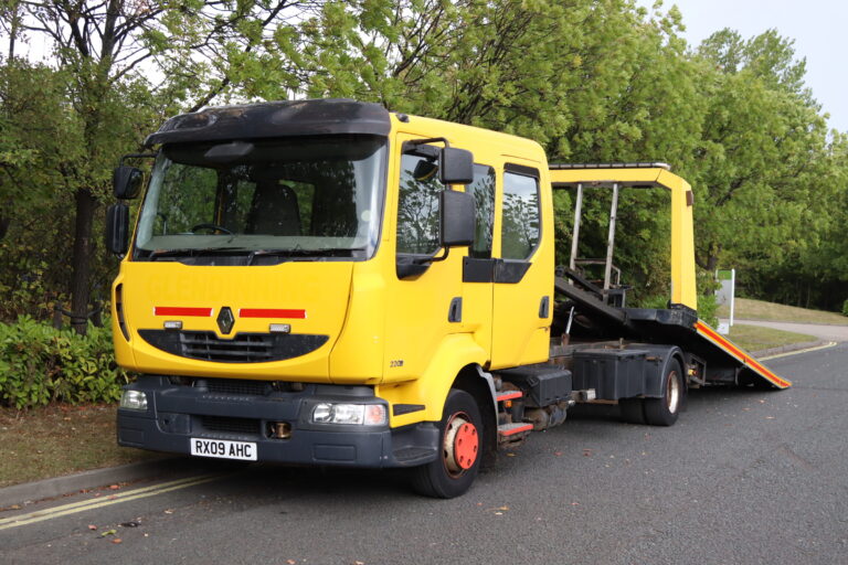 Renault Midlum Slide Back Recovery truck for sale comvex trucks uk