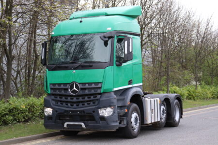 mercedes arocs 2545 6x2 gigaspace 6x2 midlift tractor unit truck for sale comvex trucks
