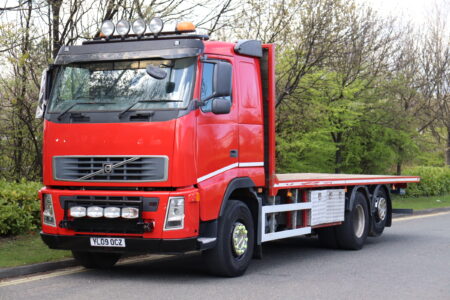 volvo fh 440 6x2 rearlift 26ft flatbed truck for sale comvex trucks uk export