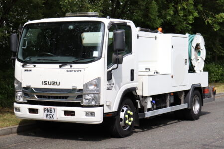 isuzu n75 190 rioned remote jet vac tanker truck for sale comvex trucks uk exports
